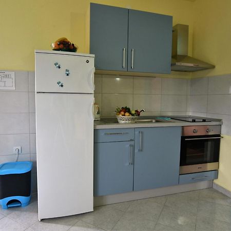 Apartmani Natasa Nino Jezera, Murter ห้อง รูปภาพ